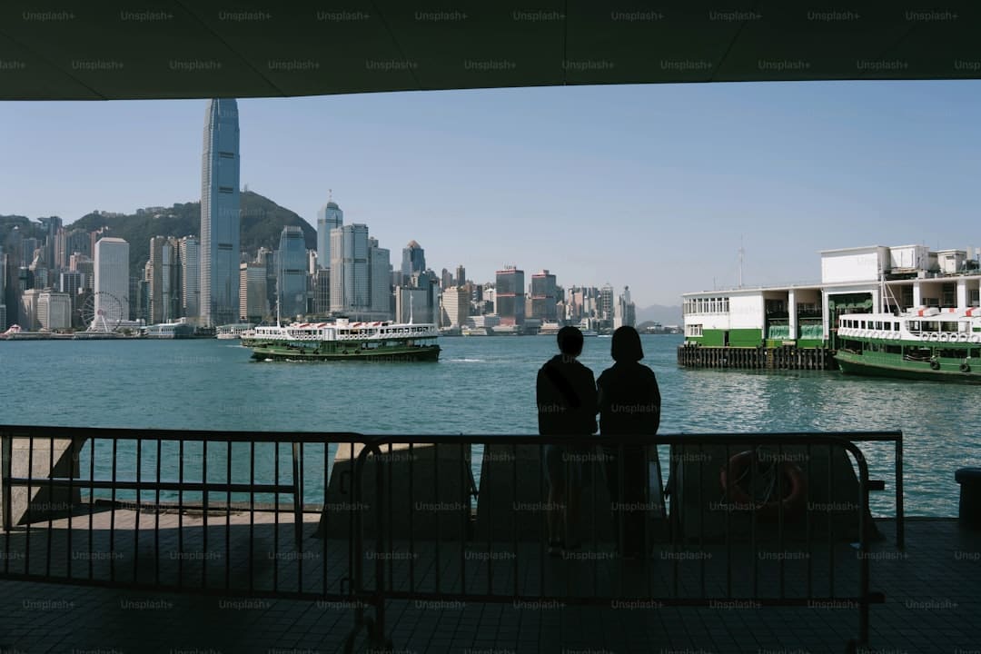 张家辉谈与关咏荷离婚风闻:我觉得不必回应